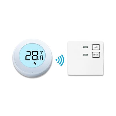 Controlador de termostato digital RF de 868 MHz no programable que ofrece un consumo de energía de 6 W, ideal para sistemas automatizados de calefacción y refrigeración