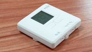 701PRO Nuevo termostato HVAC simple de 24 V para el hogar